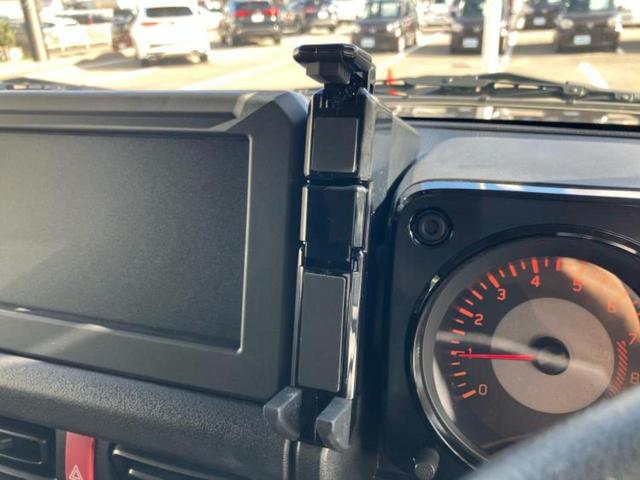 ジムニー ４ＷＤ　ＸＧ　保証書／セーフティサポート（スズキ）／車線逸脱防止支援システム／ＡＢＳ／アイドリングストップ／エアバッグ　運転席／エアバッグ　助手席／エアバッグ　サイド／パワーウインドウ／キーレスエントリー　４ＷＤ（22枚目）