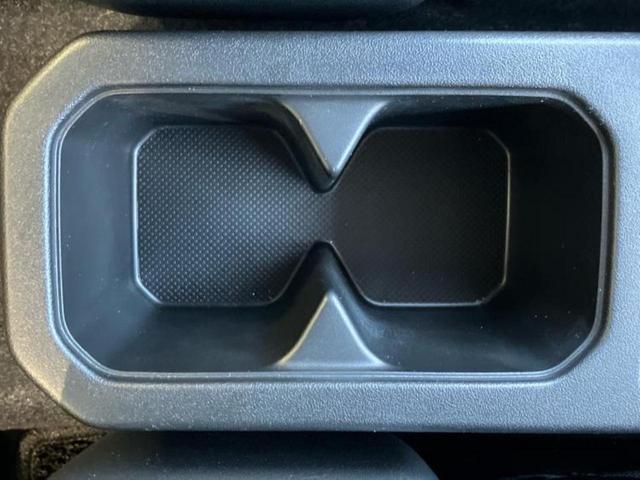 ジムニー ４ＷＤ　ＸＧ　保証書／セーフティサポート（スズキ）／車線逸脱防止支援システム／ＡＢＳ／アイドリングストップ／エアバッグ　運転席／エアバッグ　助手席／エアバッグ　サイド／パワーウインドウ／キーレスエントリー　４ＷＤ（26枚目）