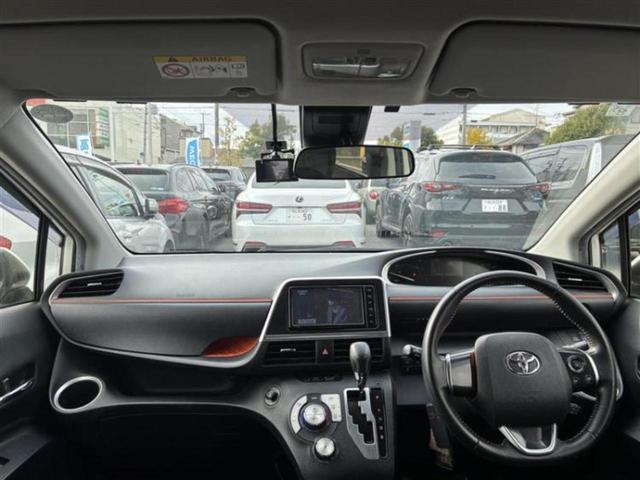 シエンタ ハイブリッドファンベースG 新品タイヤ/保証書/純正 SDナビ/衝突安全装置/両側電動スライドドア/車線逸脱防止支援システム/ヘッドランプ LED/ETC/EBD付ABS/横滑り防止装置/アイドリングストップ/フルセグTV(4枚目)