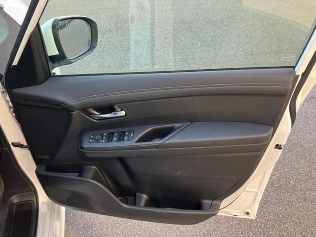 セレナ ハイウェイスターＶ　保証書／ディスプレイオーディオ＋ナビ／インテリジェントルームミラー／エマージェンシーブレーキ／両側電動スライドドア／車線逸脱防止支援システム／プロパイロット／ドライブレコーダー　社外　バックカメラ（22枚目）