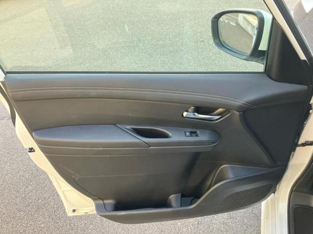 セレナ ハイウェイスターＶ　保証書／ディスプレイオーディオ＋ナビ／インテリジェントルームミラー／エマージェンシーブレーキ／両側電動スライドドア／車線逸脱防止支援システム／プロパイロット／ドライブレコーダー　社外　バックカメラ（24枚目）