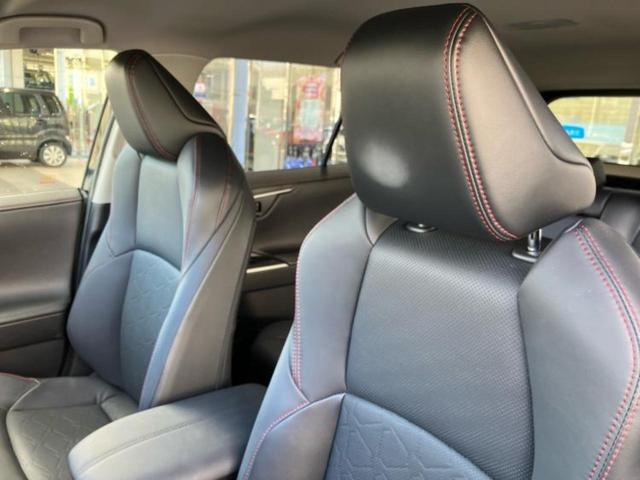 ＲＡＶ４ ４ＷＤアドベンチャーオフロードパッケージ２　保証書／ディスプレイオーディオ＋ナビ１０インチ／トヨタセーフティセンス／エアーシート　前席／車線逸脱防止支援システム／シート　合皮／ヘッドランプ　ＬＥＤ／Ｂｌｕｅｔｏｏｔｈ接続／ＥＴＣ　バックカメラ（6枚目）