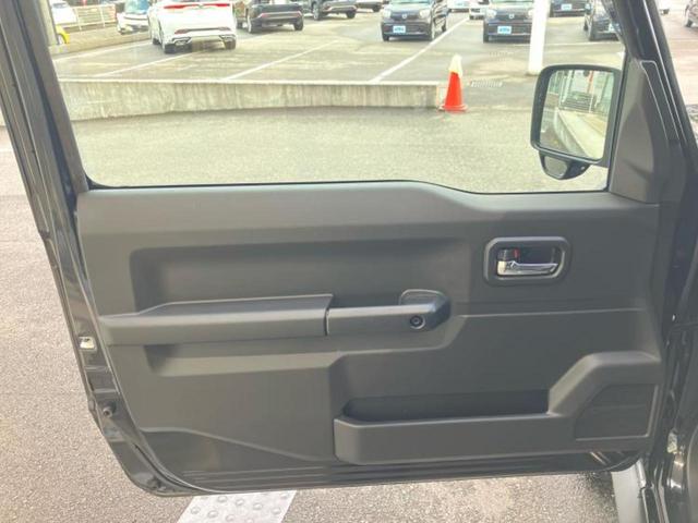 ジムニーシエラ ４ＷＤ　ＪＣ　保証書／純正　８インチ　ＳＤナビ／衝突安全装置／シートヒーター　前席／車線逸脱防止支援システム／ヘッドランプ　ＬＥＤ／Ｂｌｕｅｔｏｏｔｈ接続／ＥＴＣ／ＥＢＤ付ＡＢＳ／横滑り防止装置　バックカメラ（19枚目）