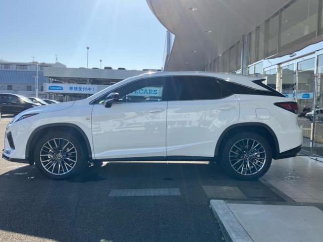 RX RX300Fスポーツ サンルーフ/保証書/純正 SDナビ/衝突安全装置/シートヒーター/車線逸脱防止支援システム/シート フルレザー/電動バックドア/ヘッドランプ LED/ETC/EBD付ABS/横滑り防止装置 革シート(2枚目)