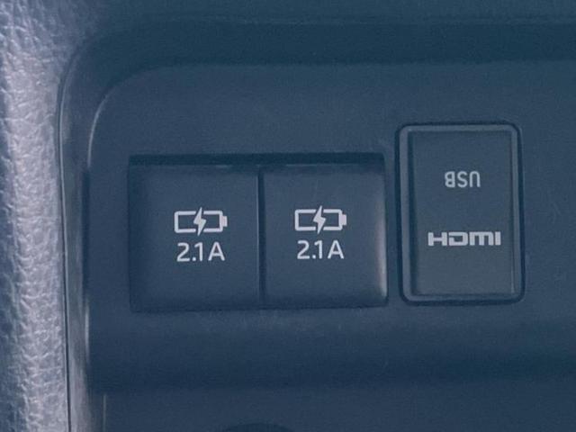 ヴォクシー ＺＳキラメキ２　保証書／社外　１１インチ　ＳＤナビ／フリップダウンモニター　社外　１２．８インチ／トヨタセーフティセンス／両側電動スライドドア／車線逸脱防止支援システム／ヘッドランプ　ＬＥＤ　衝突被害軽減システム（41枚目）