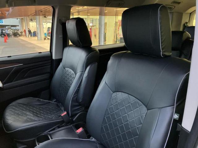 デリカＤ：５ ４ＷＤ　Ｇパワーパッケージ　保証書／純正　１０インチ　ＳＤナビ／衝突安全装置／両側電動スライドドア／シートヒーター／マルチアラウンドモニター／車線逸脱防止支援システム／シート　合皮／電動バックドア／ドライブレコーダー　社外（7枚目）