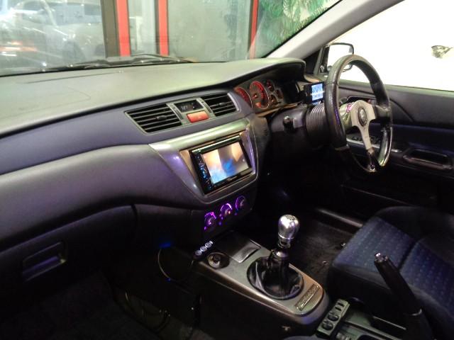 ランサー ＧＳＲエボリューションＶＩＩＩ　４Ｇ６３ターボエンジン６ＭＴ４ＷＤアメジストブラックカラーＨＫＳマフラーＨＫＳエアクリＴＥＩＮ車高調ブレンボキャリパーレカロシートＡＣＤコントロールＤＥＦＩメーターＥＮＫＥＩアルミＴベルト交換済（24枚目）