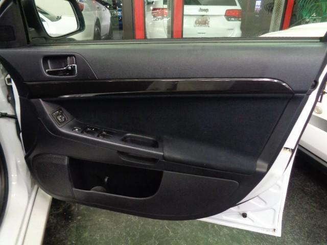 ランサー ＧＳＲエボリューションＸ　ホワイトパールカラー純正エアロ４Ｂ１１型ＮＩＶＥＣターボエンジン５ＭＴミッション４ＷＤ専用２本出しマフラーＡＷＣコントロールブレンボキャリパーレカロシートＥＮＫＥＩ１８アルミＨＩＤライトＦＯＧライト（36枚目）