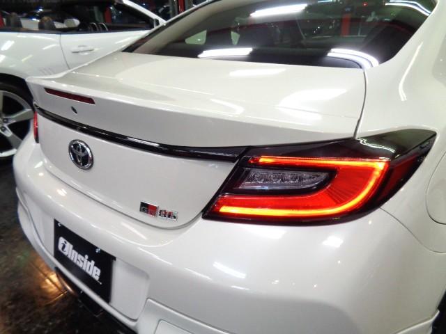 ＧＲ８６ ＳＺ　ＴＲＤフルエアロＦＡ２４ＢＯＸＥＲエンジン６ＭＴミッションＴＲＤ４本出しマフラーＬＷＳ１９インチＡＷナビＴＶバックカメラサーキットＭＯＤＥマルチインフォメーターＬＥＤライトクルーズＣ前後ドラレコ（13枚目）