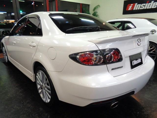 マツダスピードアテンザ ベースグレード スノーフレークホワイトパールカラーMAZDASPEED専用エアロMZR2.3DISIターボエンジン6MTミッション専用2本出しマフラートルクスプリット4WD18インチアルミHIDライトスマートキー(4枚目)