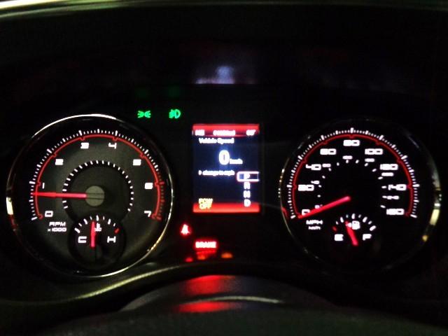 ダッジ・チャージャー R/T 5.7V8HEMIエンジンAWD黒革シートGIBSONマフラーローダウンサスメッキ20インチAWブラックラインディスプレイオーディオパワーシートシートヒーターバックカメラステアヒーターHIDライト(33枚目)