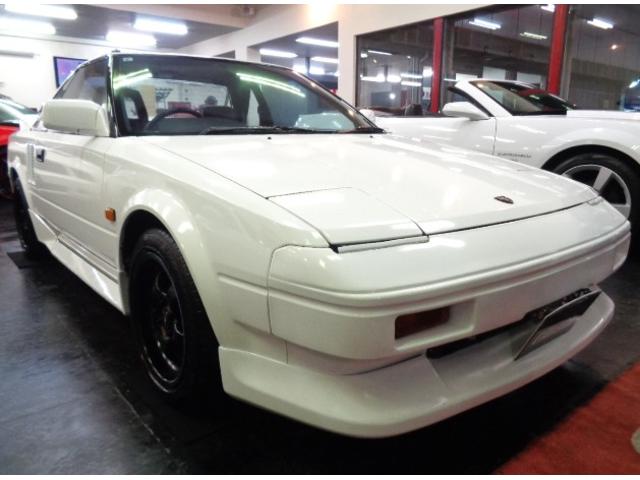 ＭＲ２ Ｓ　スーパーホワイトカラーフルエアロノーマルルーフ３Ａ－ＬＵミッドシップエンジン純正５ＭＴミッション専用２本出しマフラーレカロシートＷＯＲＫアルミＲスポイラールーフスポイラー七宝焼エンブレムＴベルト交換済（2枚目）