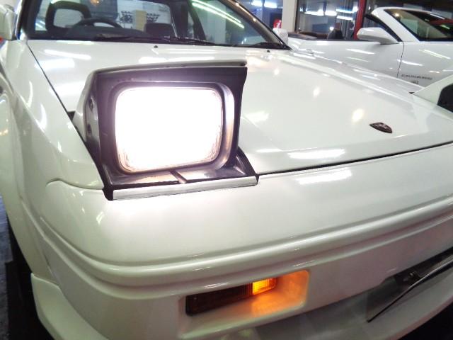 ＭＲ２ Ｓ　スーパーホワイトカラーフルエアロノーマルルーフ３Ａ－ＬＵミッドシップエンジン純正５ＭＴミッション専用２本出しマフラーレカロシートＷＯＲＫアルミＲスポイラールーフスポイラー七宝焼エンブレムＴベルト交換済（8枚目）