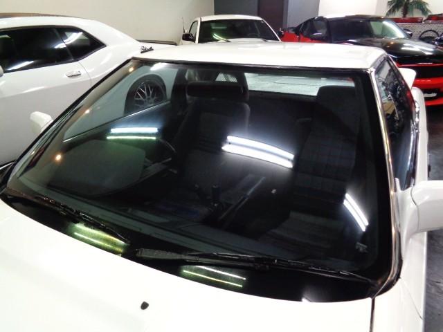 ＭＲ２ Ｓ　スーパーホワイトカラーフルエアロノーマルルーフ３Ａ－ＬＵミッドシップエンジン純正５ＭＴミッション専用２本出しマフラーレカロシートＷＯＲＫアルミＲスポイラールーフスポイラー七宝焼エンブレムＴベルト交換済（14枚目）