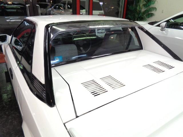 ＭＲ２ Ｓ　スーパーホワイトカラーフルエアロノーマルルーフ３Ａ－ＬＵミッドシップエンジン純正５ＭＴミッション専用２本出しマフラーレカロシートＷＯＲＫアルミＲスポイラールーフスポイラー七宝焼エンブレムＴベルト交換済（16枚目）