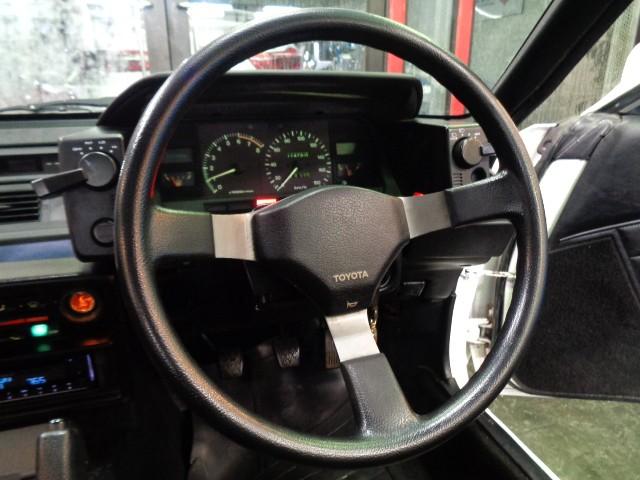 ＭＲ２ Ｓ　スーパーホワイトカラーフルエアロノーマルルーフ３Ａ－ＬＵミッドシップエンジン純正５ＭＴミッション専用２本出しマフラーレカロシートＷＯＲＫアルミＲスポイラールーフスポイラー七宝焼エンブレムＴベルト交換済（29枚目）