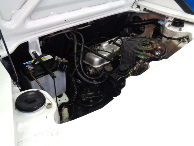 ＭＲ２ Ｓ　スーパーホワイトカラーフルエアロノーマルルーフ３Ａ－ＬＵミッドシップエンジン純正５ＭＴミッション専用２本出しマフラーレカロシートＷＯＲＫアルミＲスポイラールーフスポイラー七宝焼エンブレムＴベルト交換済（37枚目）