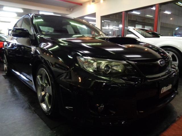 インプレッサ ＷＲＸ　ＳＴｉ　オブシディアンブラックＰカラーＳＴＩエアロＷＪ２０ＢＯＸＥＲターボエンジン６ＭＴ４ＷＤＧＰスポーツマフラーブローオフＴＥＩＮ車高調ＤＣデフコンＳＴＩキャリパーＳＴＩアルミＭＯＭＯステアＳＴＩシート（2枚目）