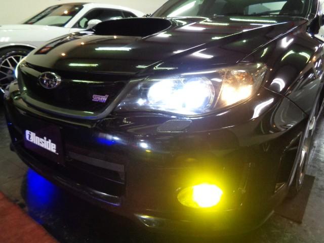 インプレッサ ＷＲＸ　ＳＴｉ　オブシディアンブラックＰカラーＳＴＩエアロＷＪ２０ＢＯＸＥＲターボエンジン６ＭＴ４ＷＤＧＰスポーツマフラーブローオフＴＥＩＮ車高調ＤＣデフコンＳＴＩキャリパーＳＴＩアルミＭＯＭＯステアＳＴＩシート（6枚目）