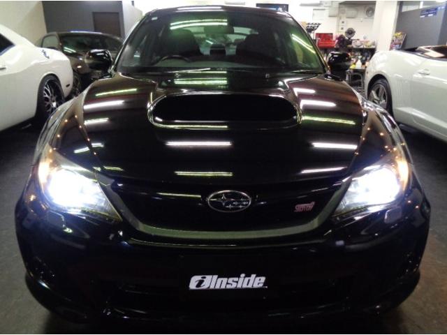 インプレッサ ＷＲＸ　ＳＴｉ　オブシディアンブラックＰカラーＳＴＩエアロＷＪ２０ＢＯＸＥＲターボエンジン６ＭＴ４ＷＤＧＰスポーツマフラーブローオフＴＥＩＮ車高調ＤＣデフコンＳＴＩキャリパーＳＴＩアルミＭＯＭＯステアＳＴＩシート（9枚目）