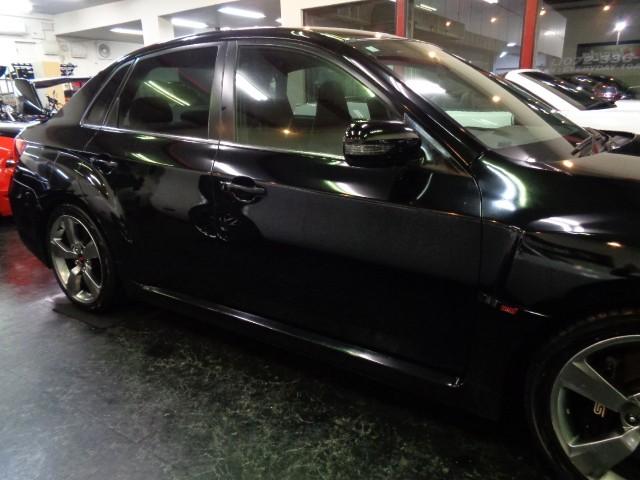 インプレッサ ＷＲＸ　ＳＴｉ　オブシディアンブラックＰカラーＳＴＩエアロＷＪ２０ＢＯＸＥＲターボエンジン６ＭＴ４ＷＤＧＰスポーツマフラーブローオフＴＥＩＮ車高調ＤＣデフコンＳＴＩキャリパーＳＴＩアルミＭＯＭＯステアＳＴＩシート（20枚目）