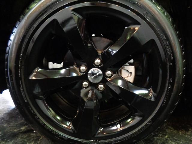 ダッジ・チャージャー ＳＸＴ　後期型ＳＸＴプラス３．６ＶＶＴエンジンパドルＳ黒革シートディスプレイオーディオバックカメラＢＥＡＴＳサウンドパワーシートシートヒーターＢＳＭブラック２０ＡＷクルーズコントロールＣＡＲＦＡＸチェック済（23枚目）
