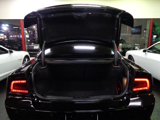 ダッジ・チャージャー ＳＸＴ　後期型ＳＸＴプラス３．６ＶＶＴエンジンパドルＳ黒革シートディスプレイオーディオバックカメラＢＥＡＴＳサウンドパワーシートシートヒーターＢＳＭブラック２０ＡＷクルーズコントロールＣＡＲＦＡＸチェック済（37枚目）