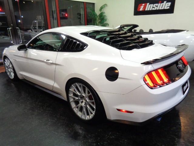 マスタング ５０イヤーズ　エディション　３５０台限定車２．３ＥＣＯＢＯＯＳＴターボ６速パドルＳステンマフラー車高調ＦブレンボＦＯＲＧＩＡＲＴ２０アルミ黒革インテリアディスプレイオーディオＳＨＡＫＥＲスピーカーパワーシートヒーターエアコン（23枚目）