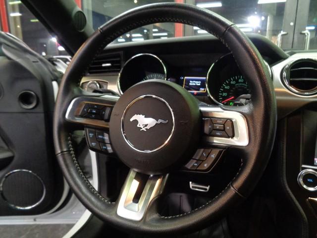 マスタング ５０イヤーズ　エディション　３５０台限定車２．３ＥＣＯＢＯＯＳＴターボ６速パドルＳステンマフラー車高調ＦブレンボＦＯＲＧＩＡＲＴ２０アルミ黒革インテリアディスプレイオーディオＳＨＡＫＥＲスピーカーパワーシートヒーターエアコン（30枚目）