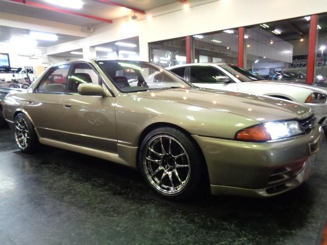 スカイライン ＧＴＳ－ｔタイプＭ　Ｒ３２ＧＴＲ仕様フルエアロシリカブレスカラーＲＢ２５ＤＥＴターボＮＥＯ６エンジン公認５ＭＴマフラーＨＫＳエアクリ車高調ラジエター対向キャリパー追加メーターＷＯＲＫアルミレカロシートイタルボランテステア（8枚目）