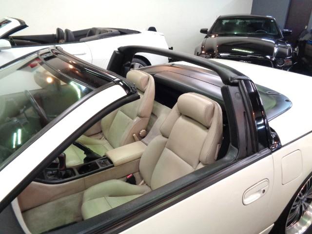 フェアレディＺ コンバーチブル　ＶＧ３０ＤＥＶ６エンジン純正５ＭＴミッション４本出しマフラーＴＥＩＮ車高調対向キャリパーＳＴＥＩＮＥＲ１９アルミホワイトパールカラーブラックＴＯＰホワイトベージュレザーインテリアＨＩＤＴベルト交換済（16枚目）