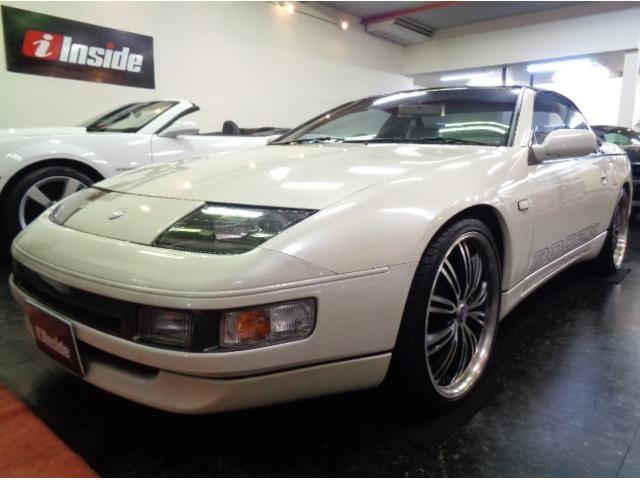 フェアレディＺ コンバーチブル　ＶＧ３０ＤＥＶ６エンジン純正５ＭＴミッション４本出しマフラーＴＥＩＮ車高調対向キャリパーＳＴＥＩＮＥＲ１９アルミホワイトパールカラーブラックＴＯＰホワイトベージュレザーインテリアＨＩＤＴベルト交換済（26枚目）