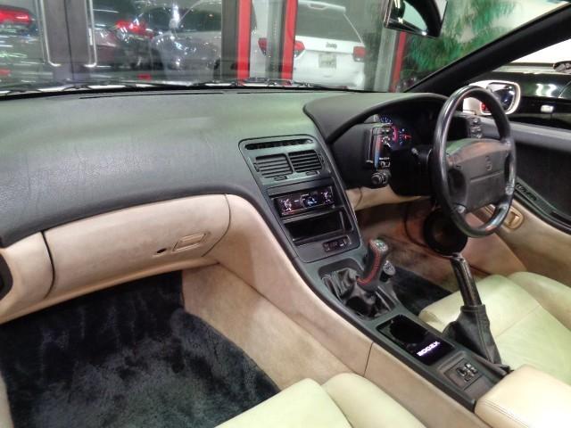 フェアレディＺ コンバーチブル　ＶＧ３０ＤＥＶ６エンジン純正５ＭＴミッション４本出しマフラーＴＥＩＮ車高調対向キャリパーＳＴＥＩＮＥＲ１９アルミホワイトパールカラーブラックＴＯＰホワイトベージュレザーインテリアＨＩＤＴベルト交換済（35枚目）