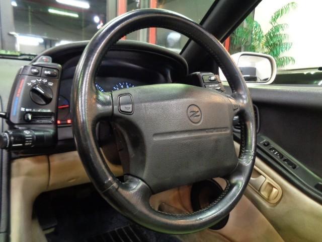 フェアレディＺ コンバーチブル　ＶＧ３０ＤＥＶ６エンジン純正５ＭＴミッション４本出しマフラーＴＥＩＮ車高調対向キャリパーＳＴＥＩＮＥＲ１９アルミホワイトパールカラーブラックＴＯＰホワイトベージュレザーインテリアＨＩＤＴベルト交換済（38枚目）