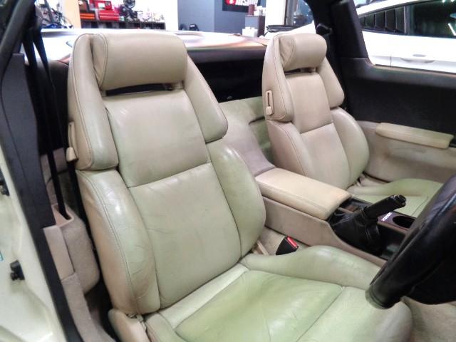 フェアレディＺ コンバーチブル　ＶＧ３０ＤＥＶ６エンジン純正５ＭＴミッション４本出しマフラーＴＥＩＮ車高調対向キャリパーＳＴＥＩＮＥＲ１９アルミホワイトパールカラーブラックＴＯＰホワイトベージュレザーインテリアＨＩＤＴベルト交換済（41枚目）