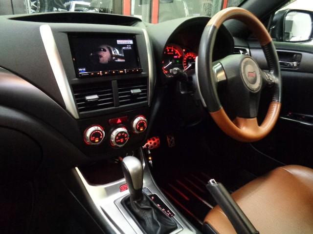 インプレッサ ＷＲＸ　ＳＴＩ　Ａライン　ＳＴＩエアロＥＪ２５ＢＯＸＥＲターボエンジンパドルＳ４ＷＤタンレザーシートＦＧＫマフラーＳＩＤＲＩＶＥサスＳＴＩキャリパー１８アルミ大型ＲスポナビＴＶクルーズＣパワーシートシートヒーターバックカメラ（31枚目）