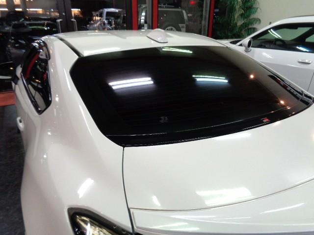 ＧＲ８６ ＲＺ　ＴＲＤフルエアロＴＲＤリアスポエアロボンネットＦＡ２４ＢＯＸＥＲエンジン６ＭＴミッションＧＲ４本出しマフラーＨＫＳ車高調ＴＲＡＣＫモード１８アルミ黒革インテリアワイドナビＴＶクルーズＣバックカメラ（17枚目）