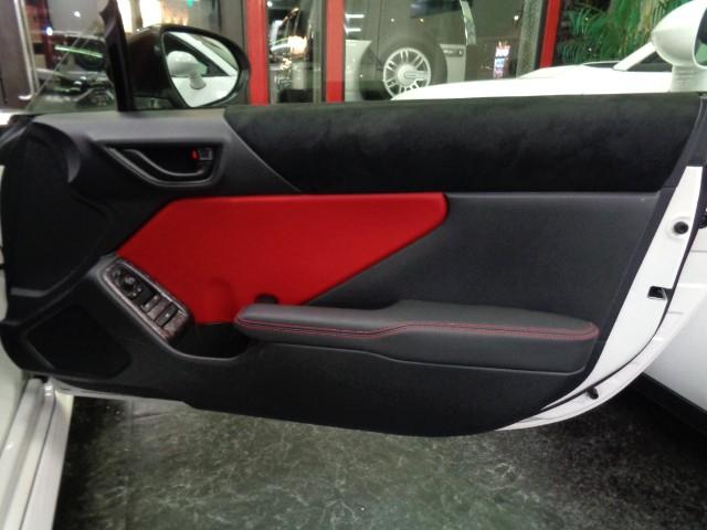 ＧＲ８６ ＲＺ　ＴＲＤフルエアロＴＲＤリアスポエアロボンネットＦＡ２４ＢＯＸＥＲエンジン６ＭＴミッションＧＲ４本出しマフラーＨＫＳ車高調ＴＲＡＣＫモード１８アルミ黒革インテリアワイドナビＴＶクルーズＣバックカメラ（40枚目）