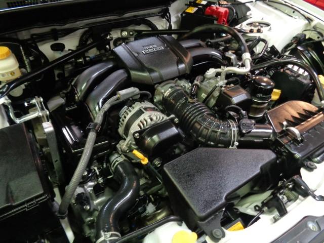 ＧＲ８６ ＲＺ　ＴＲＤフルエアロＴＲＤリアスポエアロボンネットＦＡ２４ＢＯＸＥＲエンジン６ＭＴミッションＧＲ４本出しマフラーＨＫＳ車高調ＴＲＡＣＫモード１８アルミ黒革インテリアワイドナビＴＶクルーズＣバックカメラ（44枚目）