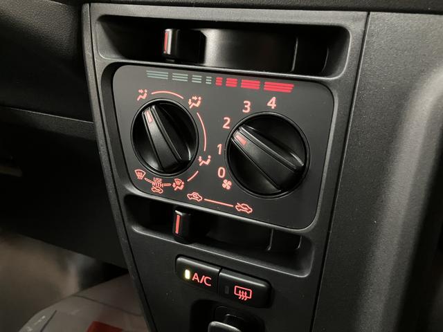 ハイゼットカーゴ ＤＸ／１年保証／１．６万キロ／Ｂｌｕｅｔｏｏｔｈ／　１年間走行距離無制限保証／１．６万キロ／４速オートマチック／キーレスエントリー／パワーウインドウ／集中ドアロック／プライバシーガラス／純正ＣＤステレオ／Ｂｌｕｅｔｏｏｔｈ／アイドリングストップ／（11枚目）