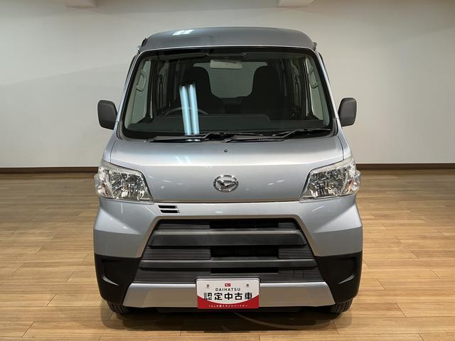 ハイゼットカーゴ ＤＸ／１年保証／１．６万キロ／Ｂｌｕｅｔｏｏｔｈ／　１年間走行距離無制限保証／１．６万キロ／４速オートマチック／キーレスエントリー／パワーウインドウ／集中ドアロック／プライバシーガラス／純正ＣＤステレオ／Ｂｌｕｅｔｏｏｔｈ／アイドリングストップ／（17枚目）