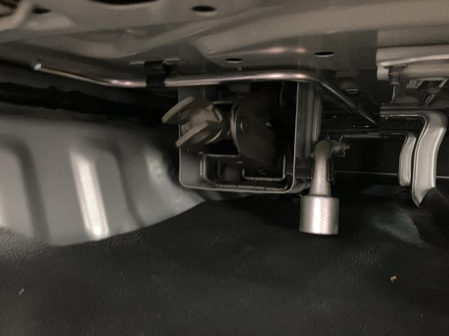 ハイゼットカーゴ ＤＸ／１年保証／１．６万キロ／Ｂｌｕｅｔｏｏｔｈ／　１年間走行距離無制限保証／１．６万キロ／４速オートマチック／キーレスエントリー／パワーウインドウ／集中ドアロック／プライバシーガラス／純正ＣＤステレオ／Ｂｌｕｅｔｏｏｔｈ／アイドリングストップ／（38枚目）
