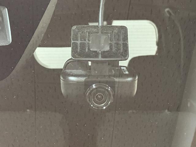 ドライブレコーダーを装備しています☆万が一の際の状況を録画することができます☆