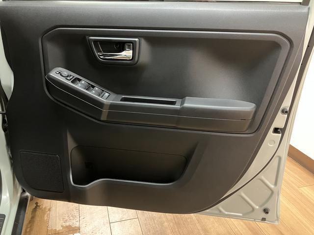 タフト Ｇターボ　ダーククロムベンチャー／４ＷＤ／ＯＰホイール／　１年間走行距離無制限保証／衝突軽減ブレーキ／４ＷＤ／純正ディスプレイオーディオ／ＥＴＣ／バックカメラ／Ｂｌｕｅｔｏｏｔｈ／フルセグＴＶ／オプションホイール／シートヒーター／ＬＥＤヘッドライト・フォグ／（40枚目）