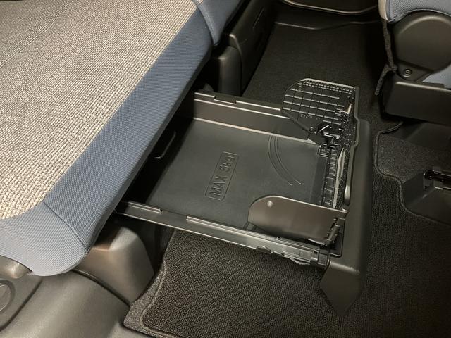 ムーヴキャンバス ストライプスG/1年保証/ナビ/パノラマ/ドラレコ/ETC/ 1年間走行距離無制限保証/衝突軽減ブレーキ/純正ナビ/パノラマモニター/ナビ連動ドラレコ/ETC/シートヒーター/両側電動スライドドア/スマートキー/オートエアコン/Bluetooth/フルセグTV/(19枚目)