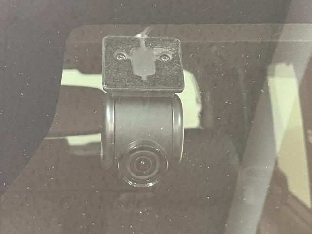 タント カスタムRSセレクション/1年保証/9インチナビ/パノラマ/ 1年間走行距離無制限保証/衝突軽減ブレーキ/ターボエンジン/9インチナビ/パノラマモニター/ナビ連動ドラレコ/ETC/両側電動スライドドア/シートヒーター/クルーズコントロール/LEDヘッド・フォグ/(8枚目)