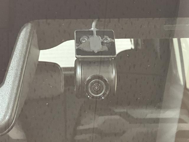 タフト Gターボ ダーククロムベンチャー/ディスプレイオーディオ/ 1年間走行距離無制限保証/衝突軽減ブレーキ/純正ディスプレイオーディオ/クルーズコントロール/ドラレコ/ETC/LEDヘッドライト・フォグ/シートヒーター/スマートキー/オートエアコン/ガラスルーフ/(9枚目)