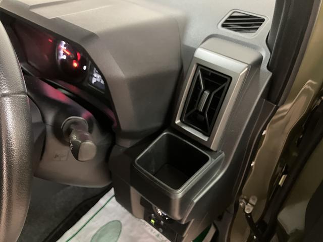 タフト Gターボ ダーククロムベンチャー/ディスプレイオーディオ/ 1年間走行距離無制限保証/衝突軽減ブレーキ/純正ディスプレイオーディオ/クルーズコントロール/ドラレコ/ETC/LEDヘッドライト・フォグ/シートヒーター/スマートキー/オートエアコン/ガラスルーフ/(34枚目)