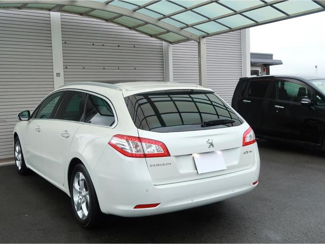５０８ ＳＷ　グリフ　実走行４２４００ｋｍ　ヘッドアップディスプレイ　電動リアゲート　黒本革Ｓｐｏｒｔシート　１７インチＡＷ　ガラスルーフ　クルコン　スマートキー　ＨＤＤナビ　ＢＴオーディオ　バックカメラ　半年保証付（75枚目）