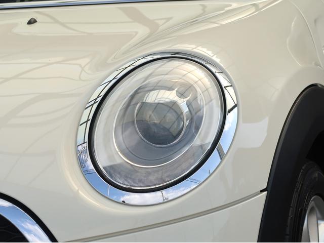 ＭＩＮＩ クーパーＳ　ターボ　ブラックルーフ　ＬＥＤヘッドライト　ＬＥＤフォグ　純正ＨＤＤナビ　ＢＴオーディオ＆ハンズフリー　１６インチＡＷ　クロームラインインテリア　ライトパッケージ　１オーナー　禁煙車　半年保証付（30枚目）